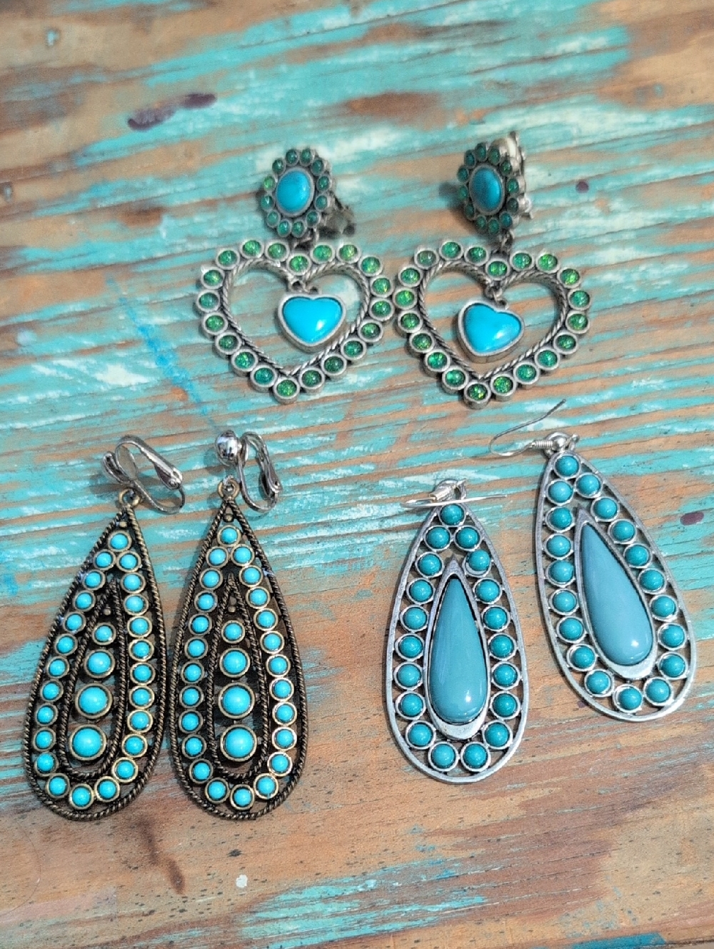 Vintage Two Pairs Of Clips One Pierced Bundle Of Earrings